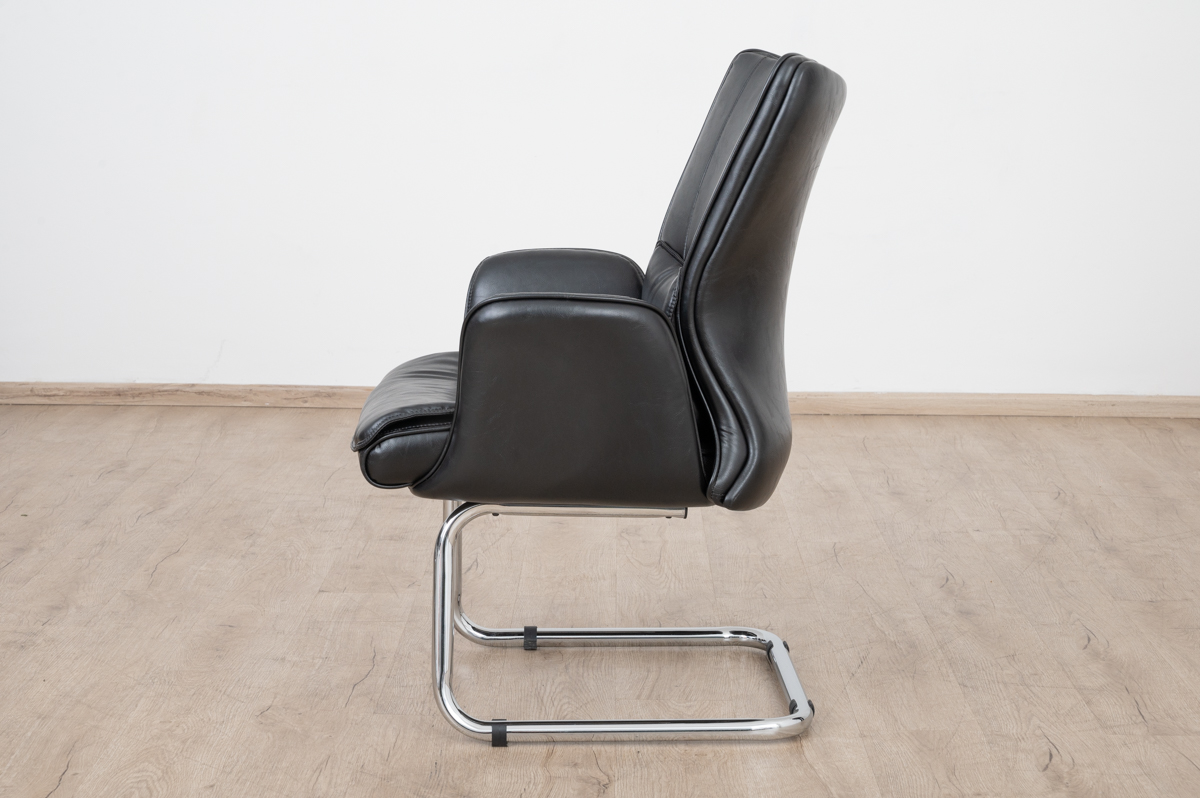 boss - visitor chair