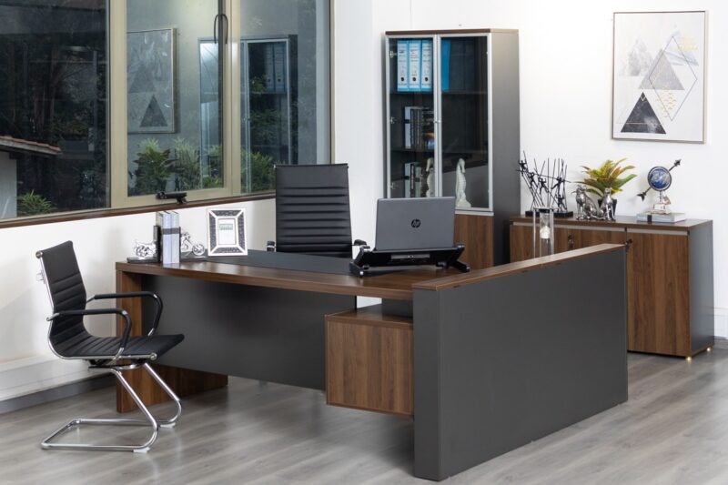 28mhm051 - executive desk