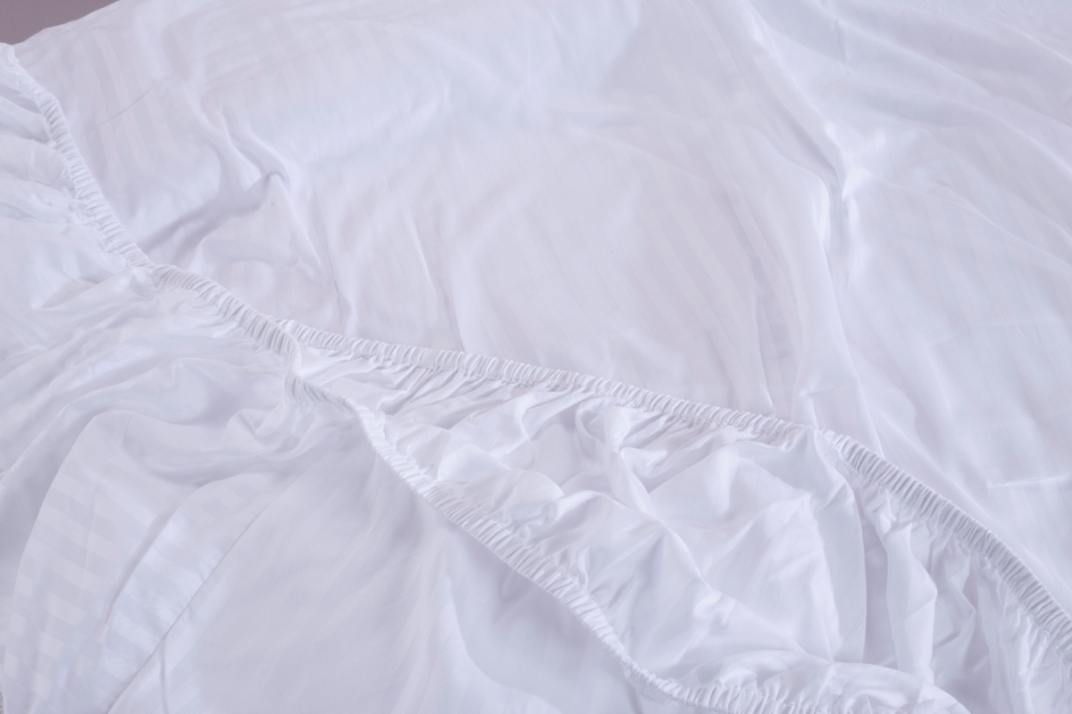 viola white stripped queen flat sheet + 2 pillow cases