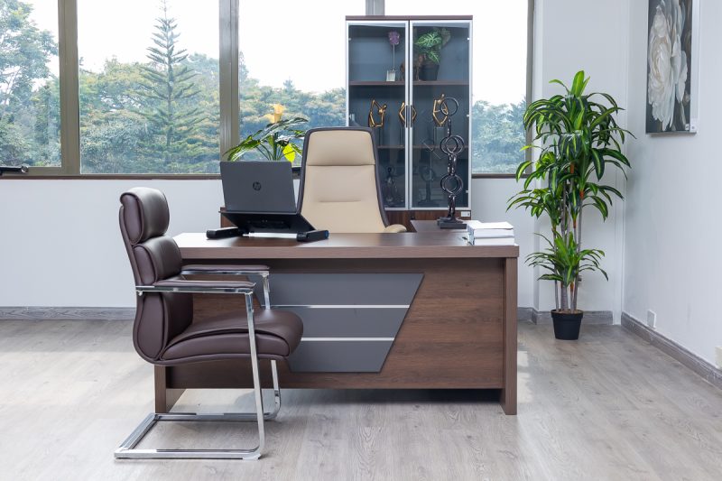 oz-2510-16 -1.6m- executive  desk