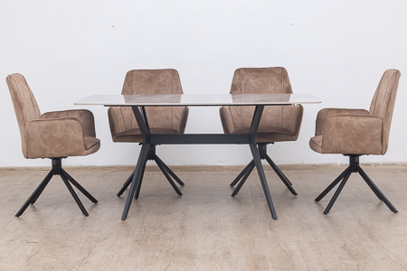 dana  dining table + 4 meg  chairs