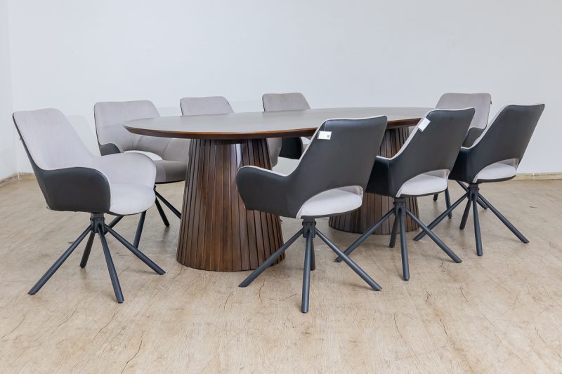 hillhurst dining table + 8 chairs