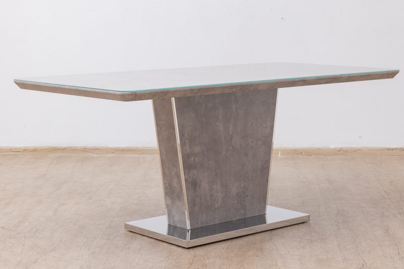 raven dining table