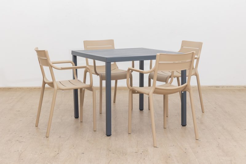 langston outdoor dining table + 4 ace chairs