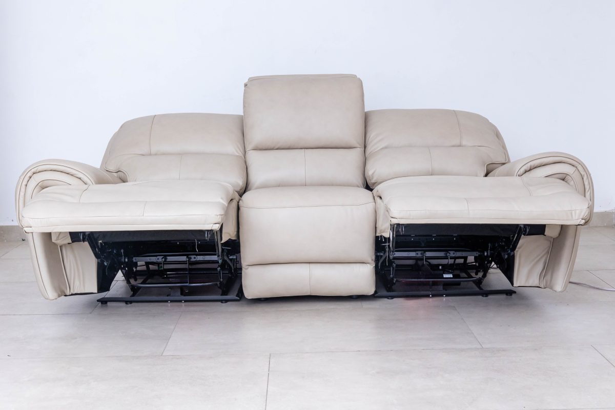 novara 7 seater leather recliner (3+2+1+1)