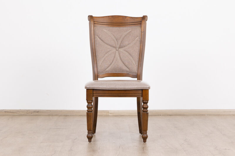 burray dining table + 8 chairs