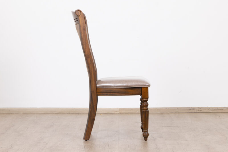 burray dining table + 8 chairs