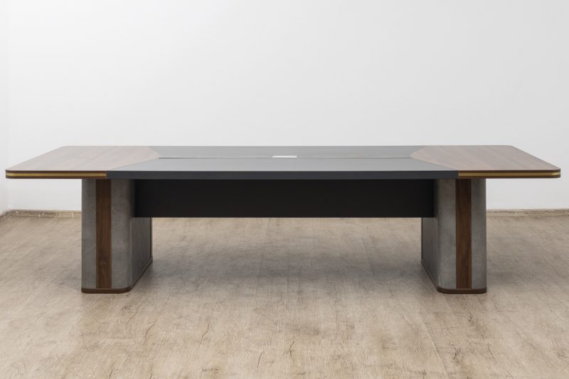 14CHM003 - 3.2M CONFERENCE TABLE