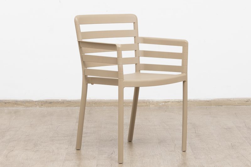 MILIA Plastic Arm Chair