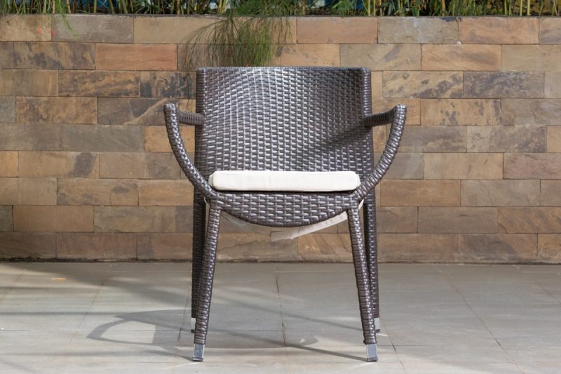linda outdoor dining chair