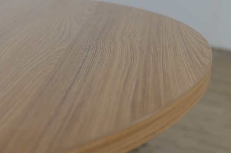 mad05-0808 - round meeting table