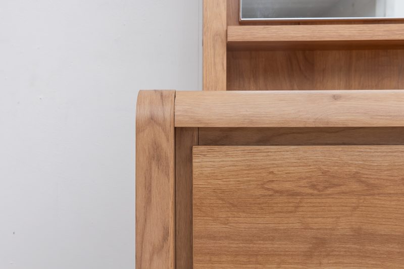 derry queen bed + 1 nightstand + dresser mirror