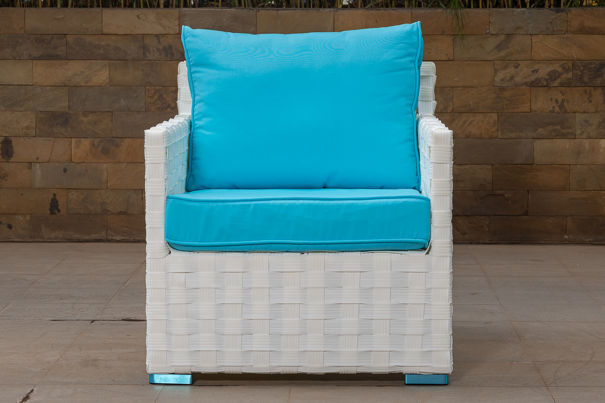 dexa 6 seater outdoor sofa  + coffee table