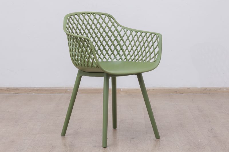 vita plastic chair