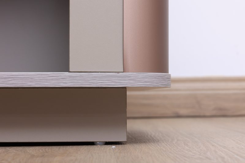 mcb05-1208 - cabinet