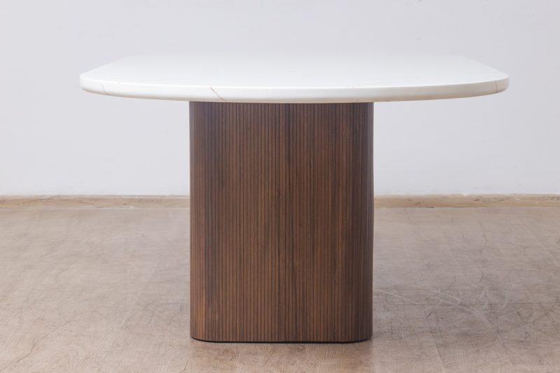lugano dining table + 8 chicago chairs