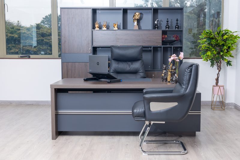 0z-2723-20 - 2m-executive desk