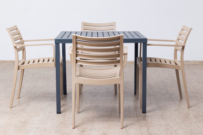 steve plastic top table (copy)