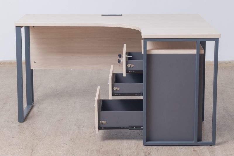 oz-8008-14 - executive  desk