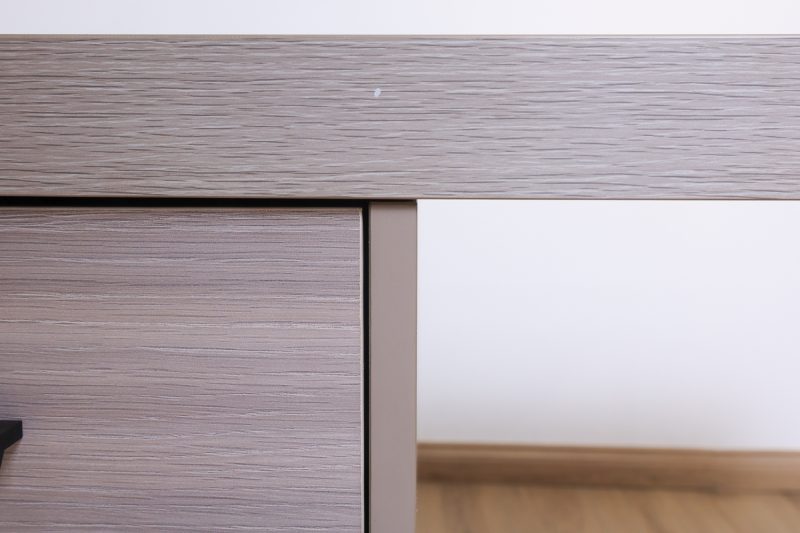 mgc02-1212 - 2 way workstation