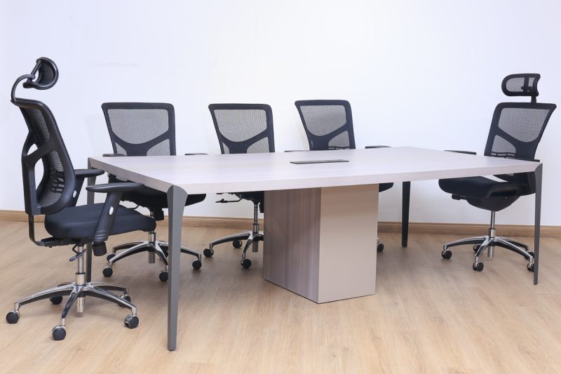 mgd01-2412 - conference table