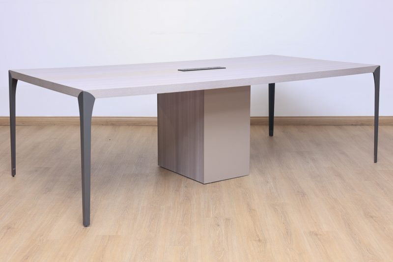 mgd01-2412 - conference table
