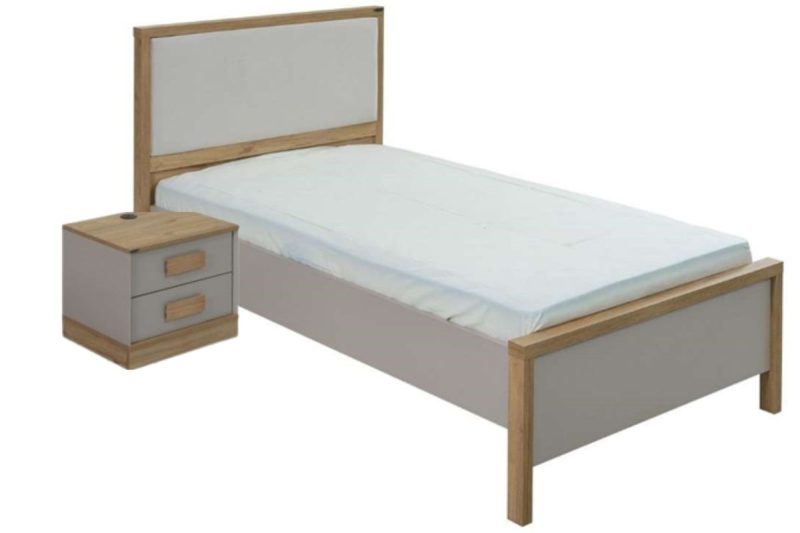 huga single bed + 1 night stand
