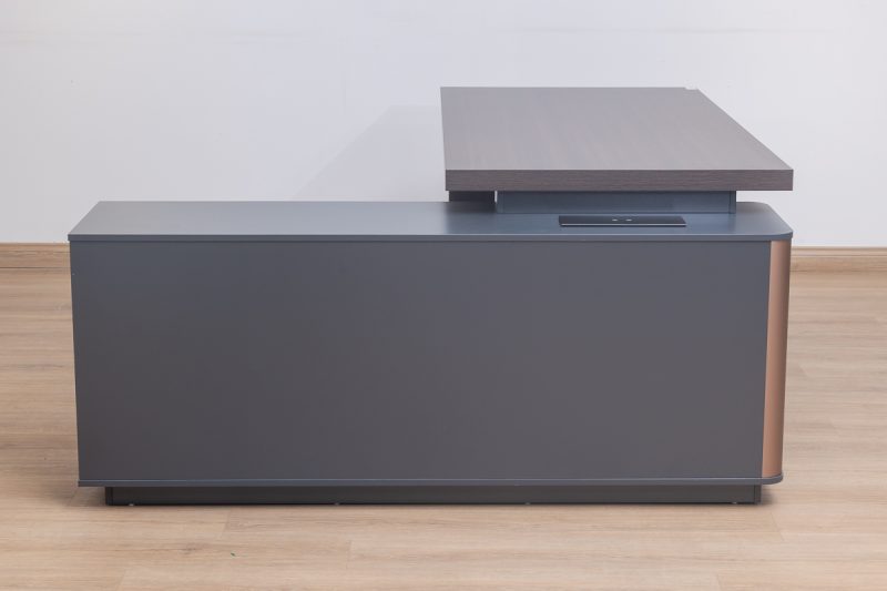 mza04-1816-executive desk
