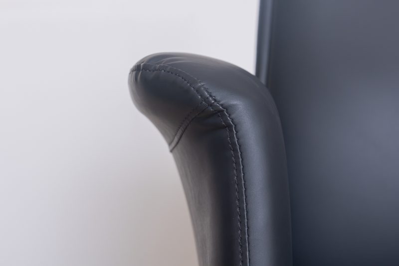 boyu (am 6040c)- visitor chair (copy)