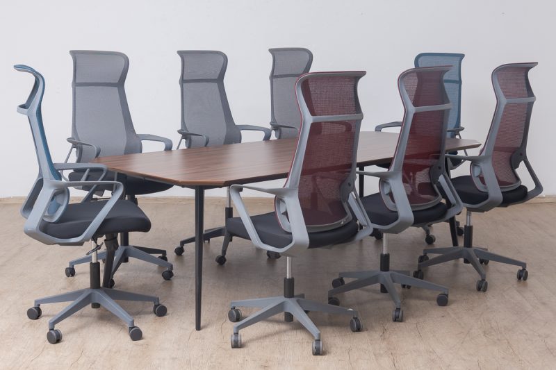 mad03-2411- conference table