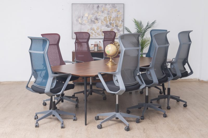 mad03-2411- conference table