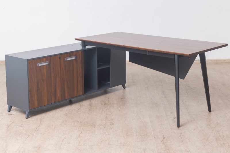 oz-2911-18 - executive desk (copy)