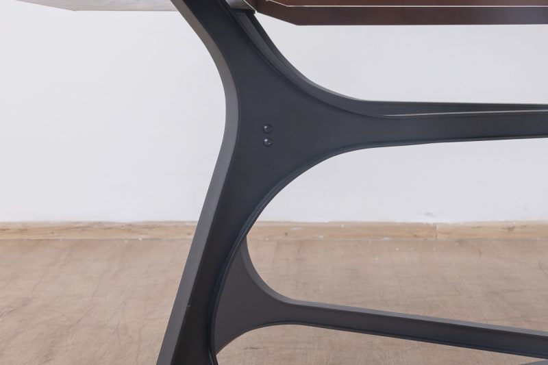 hillary dining table