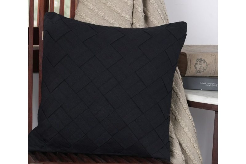 cushion-cross pattern