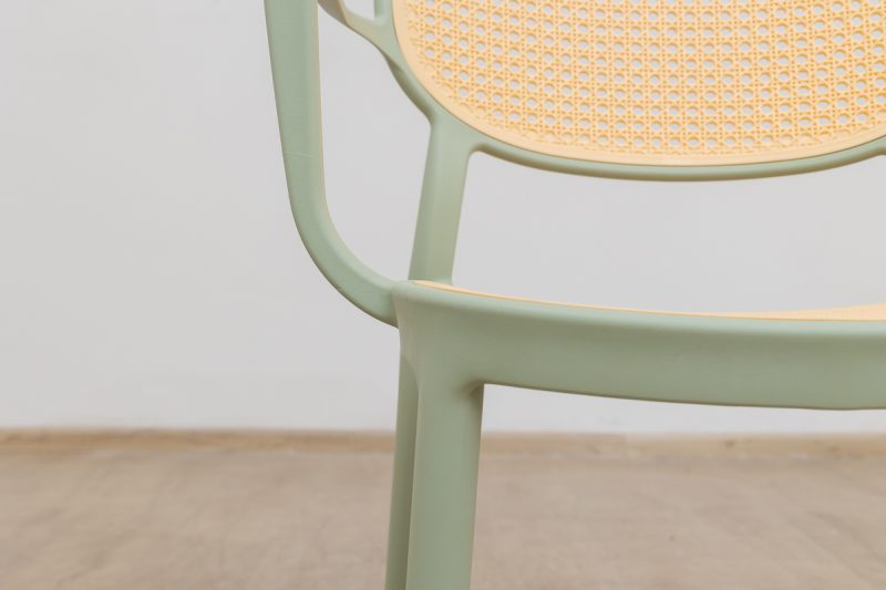 crosby plastic chair