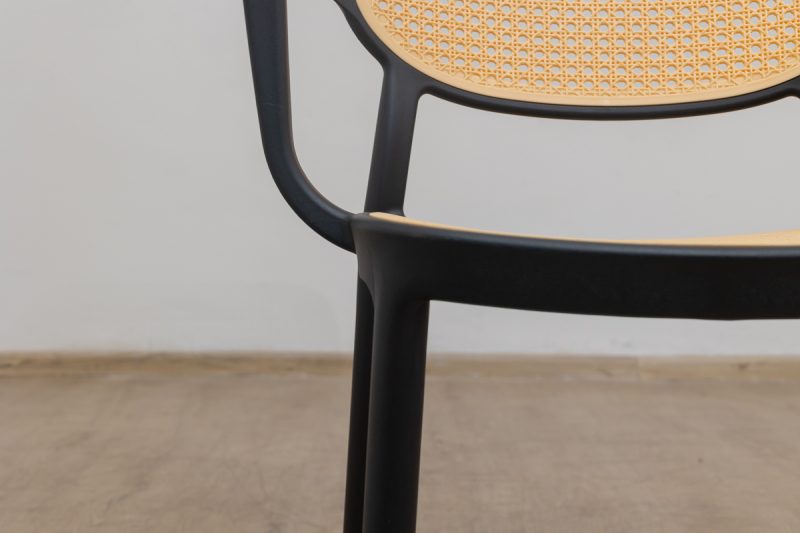 crosby plastic chair