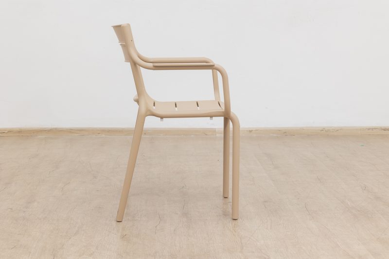 weston plastic chair