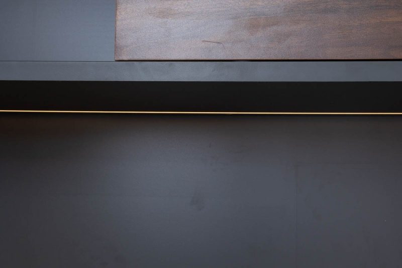 executive display cabinet - l2-b2420