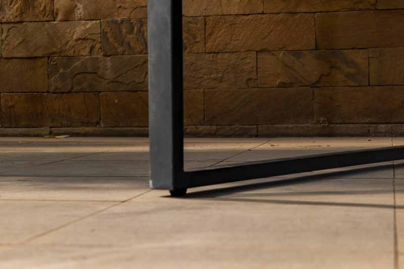 nod outdoor dining table + 6 chairs
