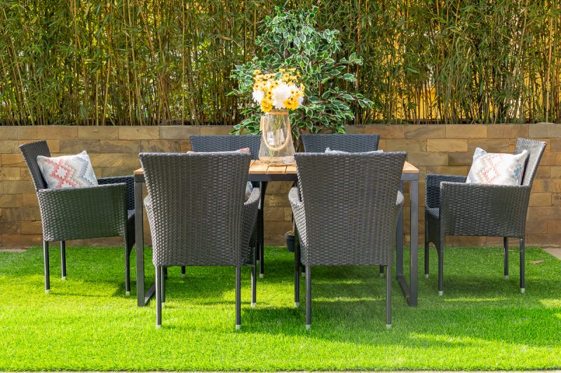 nod outdoor dining table + 6 chairs