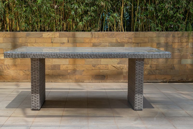 sally outdoor dining table + 6 chairs