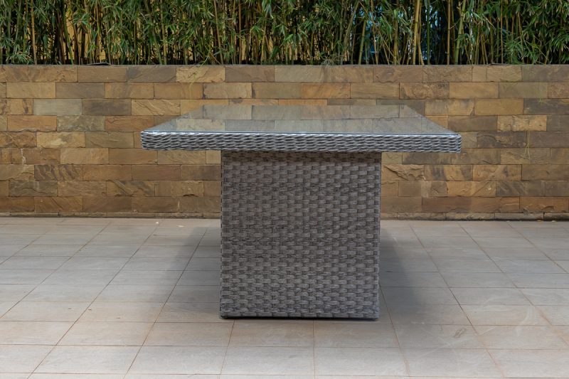 sally outdoor dining table + 6 chairs