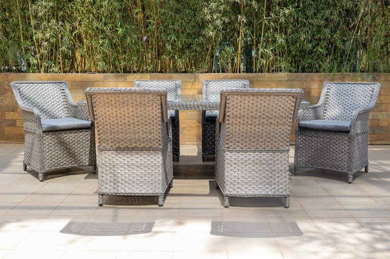 sally outdoor dining table + 6 chairs