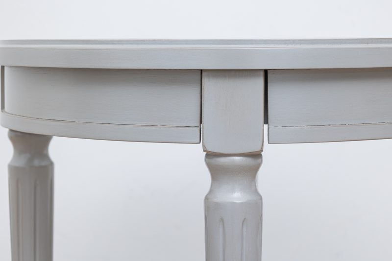 claudia end table