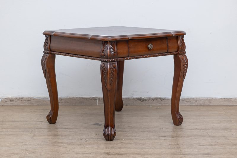 medallion end table