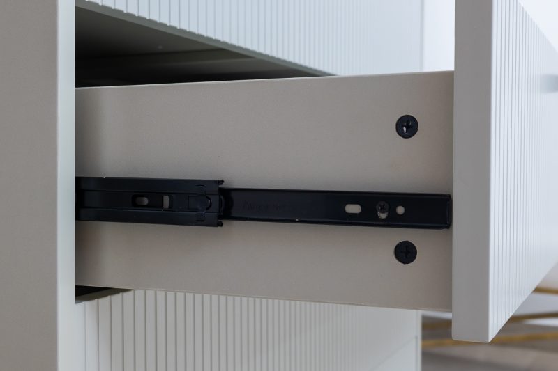 elliot chest of drawers