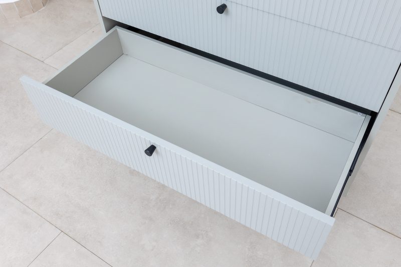elliot chest of drawers