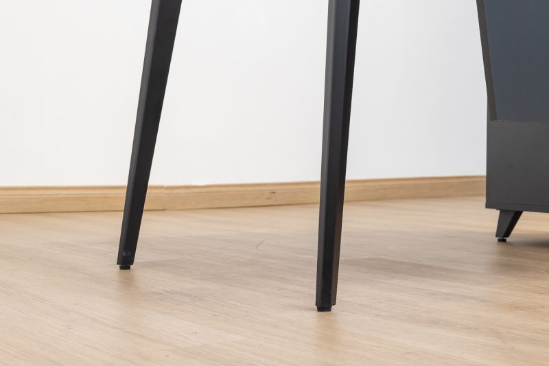 maa07 -1214- 1.4m straight desk