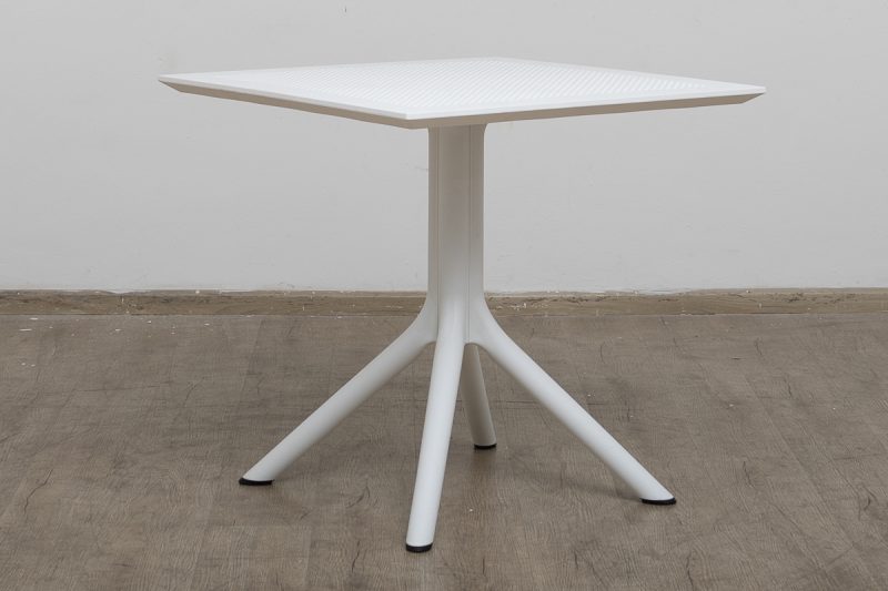 avro table (copy)