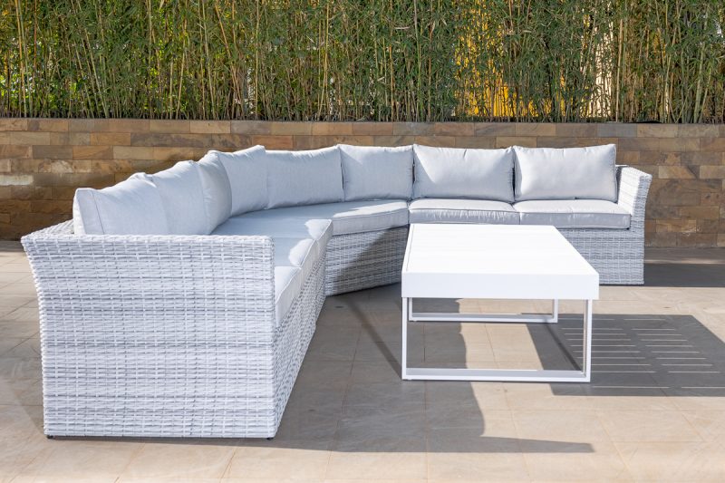 dune outdoor corner sofa + coffee table